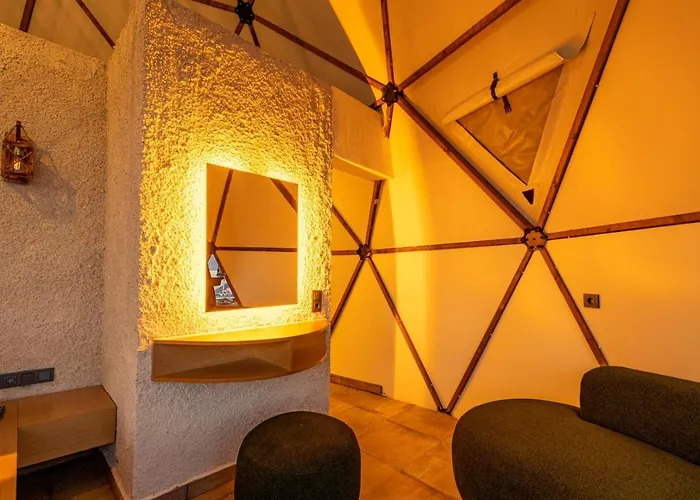 Kalkan Dome & Deluxe Bed and breakfast Kaş