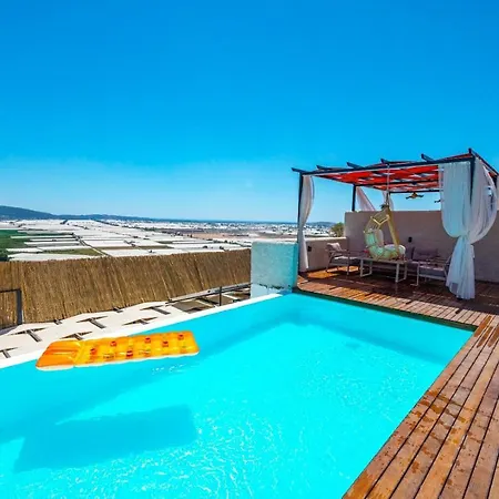 Kalkan Dome & Deluxe